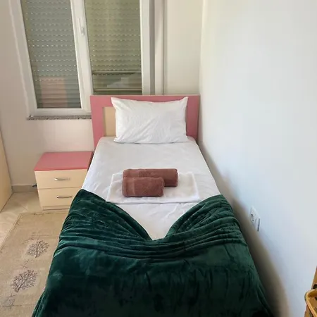 Sol * Lezhë